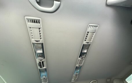 Volkswagen Multivan T5, 2012 год, 2 190 000 рублей, 8 фотография