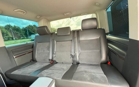 Volkswagen Multivan T5, 2012 год, 2 190 000 рублей, 6 фотография