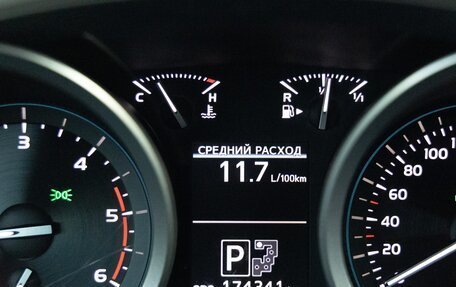 Toyota Land Cruiser 200, 2014 год, 3 800 000 рублей, 6 фотография