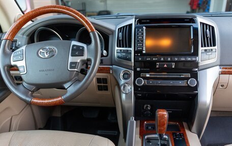 Toyota Land Cruiser 200, 2014 год, 3 800 000 рублей, 15 фотография