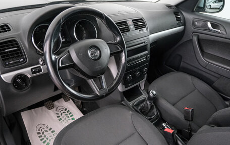 Skoda Yeti I рестайлинг, 2014 год, 1 049 000 рублей, 8 фотография