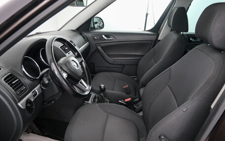 Skoda Yeti I рестайлинг, 2014 год, 1 049 000 рублей, 7 фотография