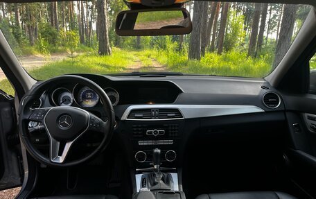 Mercedes-Benz C-Класс, 2011 год, 1 850 000 рублей, 13 фотография