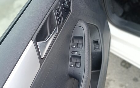 Volkswagen Jetta VI, 2012 год, 1 030 000 рублей, 7 фотография