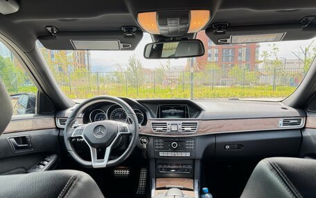 Mercedes-Benz E-Класс, 2015 год, 2 600 000 рублей, 11 фотография