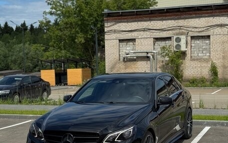 Mercedes-Benz E-Класс, 2015 год, 2 600 000 рублей, 5 фотография