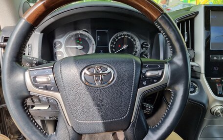 Toyota Land Cruiser 200, 2015 год, 4 955 100 рублей, 5 фотография