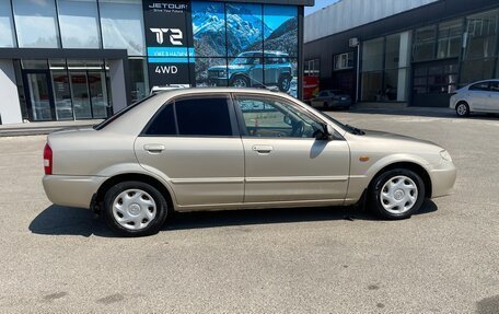 Mazda Familia, 2001 год, 300 000 рублей, 8 фотография