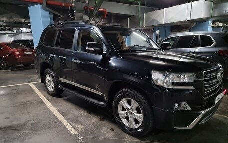 Toyota Land Cruiser 200, 2015 год, 4 955 100 рублей, 18 фотография