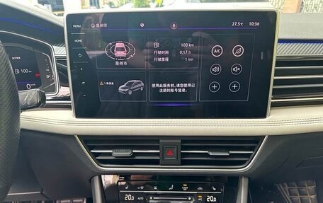 Volkswagen Tiguan II, 2021 год, 2 180 000 рублей, 17 фотография