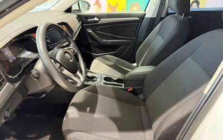 Volkswagen Jetta VII, 2020 год, 1 860 000 рублей, 10 фотография