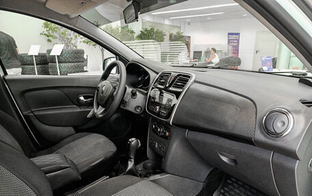 Renault Logan II, 2017 год, 789 000 рублей, 15 фотография