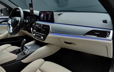 BMW 5 серия, 2021 год, 4 980 000 рублей, 25 фотография