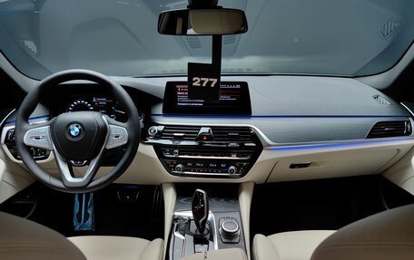 BMW 5 серия, 2021 год, 4 980 000 рублей, 28 фотография