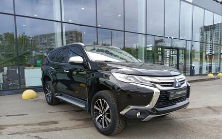 Mitsubishi Pajero Sport III рестайлинг, 2018 год, 3 073 000 рублей, 3 фотография