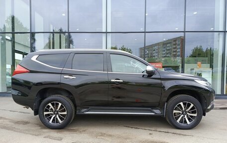 Mitsubishi Pajero Sport III рестайлинг, 2018 год, 3 073 000 рублей, 5 фотография