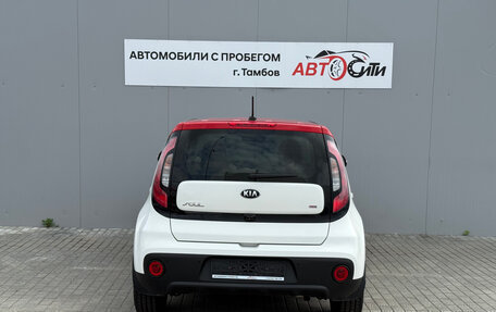 KIA Soul II рестайлинг, 2018 год, 1 400 000 рублей, 6 фотография