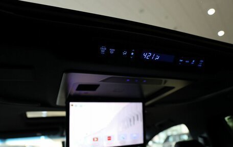Toyota Alphard III, 2019 год, 6 250 000 рублей, 21 фотография
