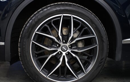 Volkswagen Touareg III, 2018 год, 6 500 000 рублей, 8 фотография