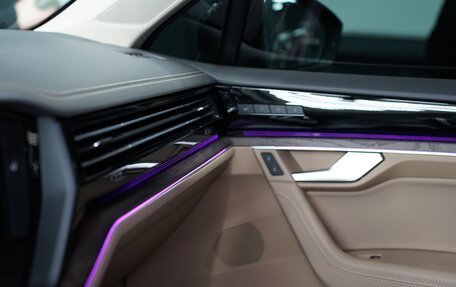 Volkswagen Touareg III, 2018 год, 6 500 000 рублей, 13 фотография