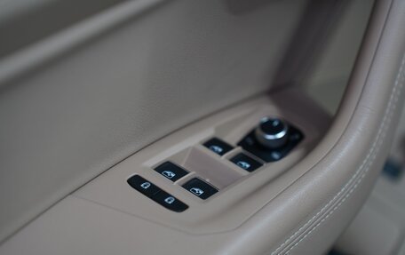 Volkswagen Touareg III, 2018 год, 6 500 000 рублей, 14 фотография