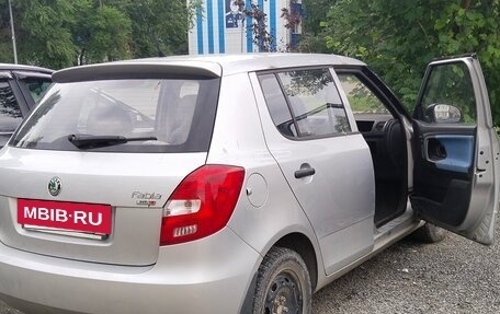Skoda Fabia II, 2008 год, 350 000 рублей, 2 фотография