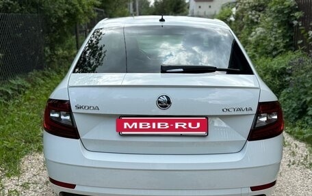 Skoda Octavia, 2018 год, 1 880 000 рублей, 12 фотография