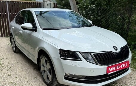Skoda Octavia, 2018 год, 1 880 000 рублей, 5 фотография