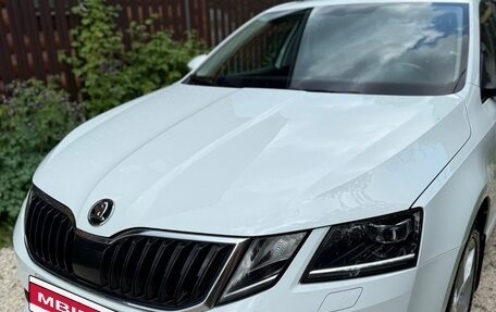 Skoda Octavia, 2018 год, 1 880 000 рублей, 2 фотография