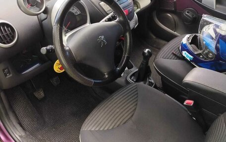 Peugeot 107 I рестайлинг, 2012 год, 600 000 рублей, 8 фотография