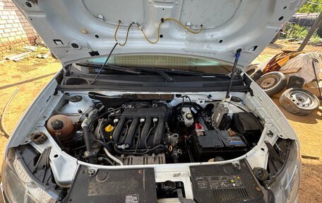 Renault Logan II, 2014 год, 250 000 рублей, 5 фотография