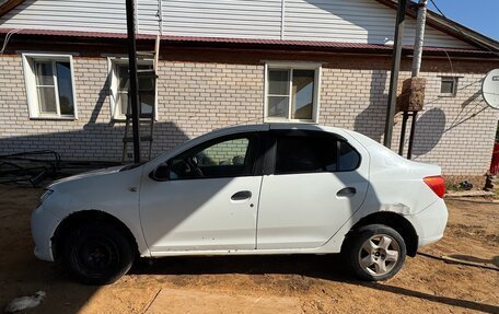 Renault Logan II, 2014 год, 250 000 рублей, 2 фотография