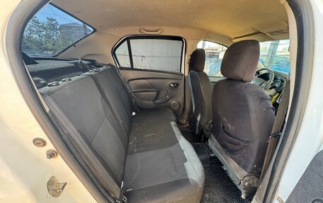 Renault Logan II, 2014 год, 250 000 рублей, 16 фотография