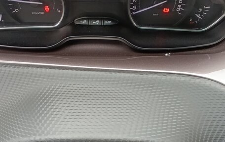 Peugeot 2008 II, 2014 год, 700 000 рублей, 8 фотография