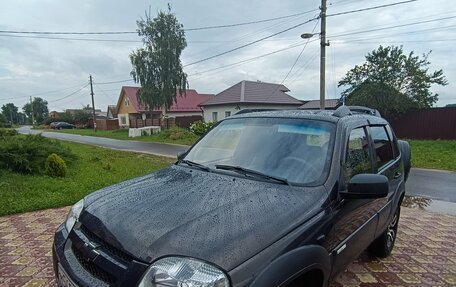 Chevrolet Niva I рестайлинг, 2012 год, 650 000 рублей, 4 фотография