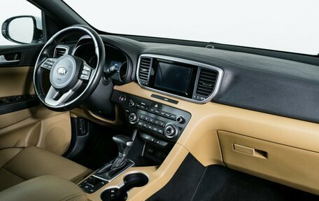 KIA Sportage IV рестайлинг, 2018 год, 2 150 000 рублей, 10 фотография