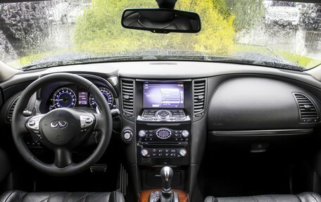 Infiniti QX70, 2014 год, 2 417 000 рублей, 13 фотография