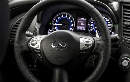 Infiniti QX70, 2014 год, 2 417 000 рублей, 14 фотография