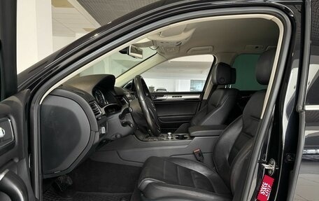 Volkswagen Touareg III, 2015 год, 2 750 000 рублей, 15 фотография
