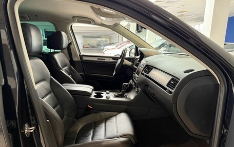 Volkswagen Touareg III, 2015 год, 2 750 000 рублей, 25 фотография