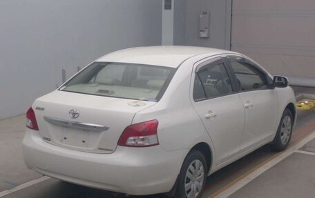 Toyota Belta, 2010 год, 780 000 рублей, 2 фотография