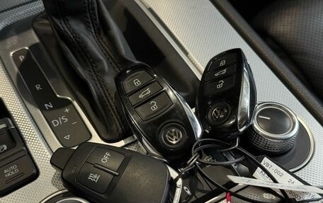 Volkswagen Touareg III, 2015 год, 2 750 000 рублей, 35 фотография