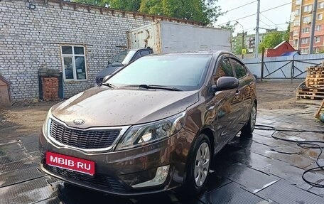 KIA Rio III рестайлинг, 2014 год, 700 000 рублей, 1 фотография