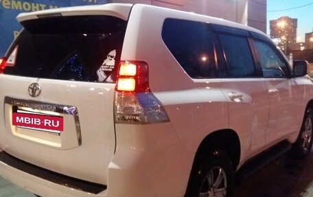 Toyota Land Cruiser Prado 150 рестайлинг 2, 2012 год, 2 900 000 рублей, 3 фотография