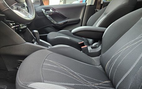 Peugeot 208 II, 2012 год, 795 000 рублей, 24 фотография