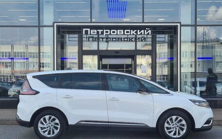 Renault Espace V рестайлинг, 2017 год, 1 770 000 рублей, 5 фотография