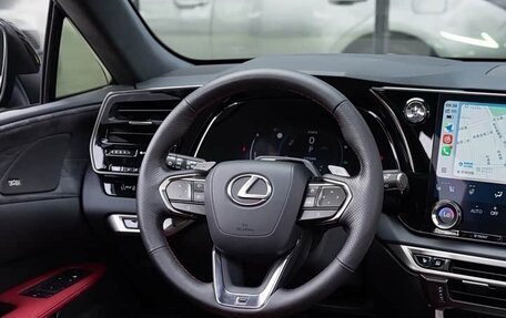 Lexus RX IV рестайлинг, 2023 год, 9 980 000 рублей, 14 фотография