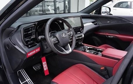 Lexus RX IV рестайлинг, 2023 год, 9 980 000 рублей, 9 фотография