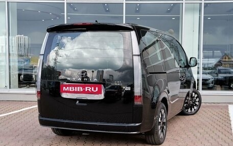 Hyundai Staria, 2025 год, 8 349 900 рублей, 2 фотография