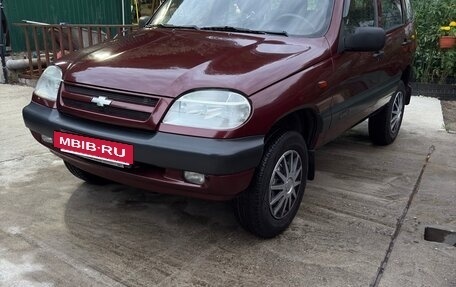 Chevrolet Niva I рестайлинг, 2004 год, 440 000 рублей, 4 фотография